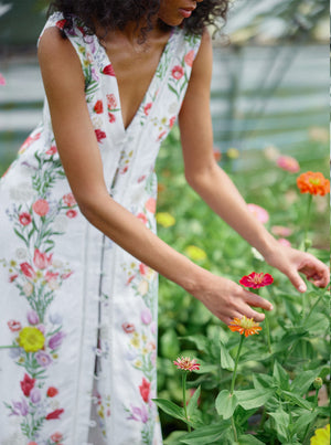 GOOSEBERRY HILL. - Multi Floral